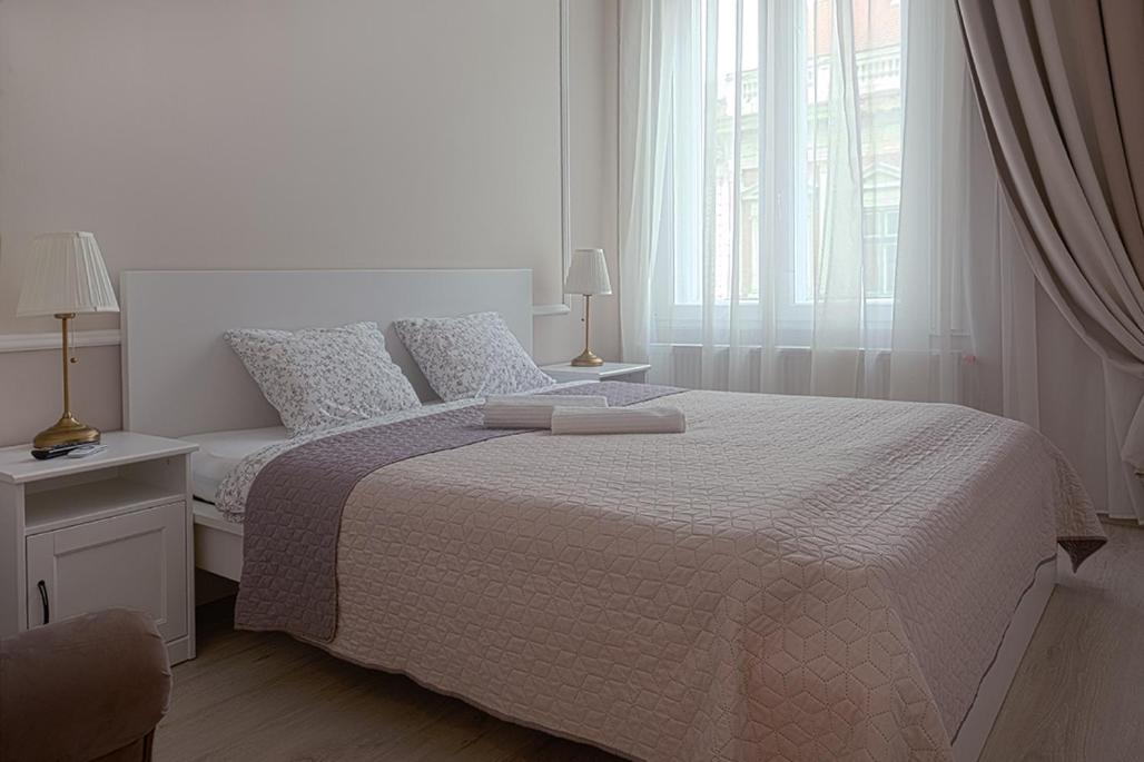 Hemnes2 Apartman Apartamento Kaposvár Exterior foto